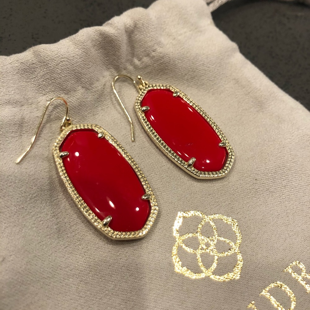 Red Kendra Scott Elle earrings